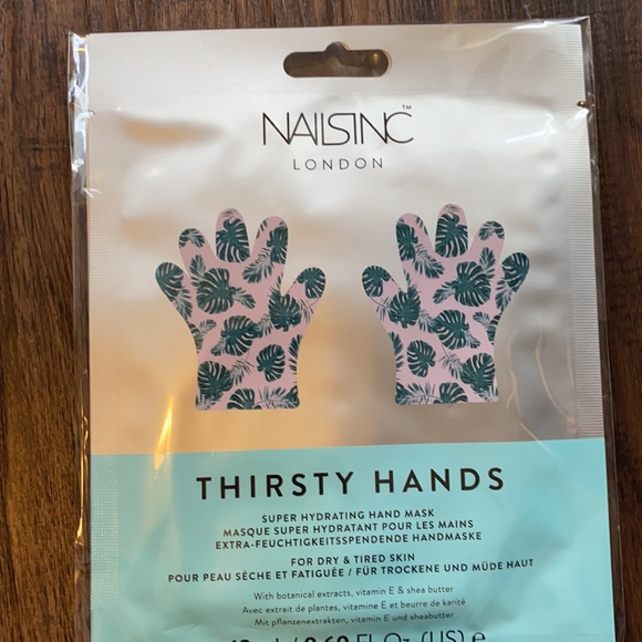 [Nails Inc] Hydrating Hand Mask - Picture 4 of 6